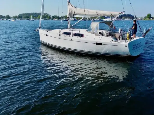 Hanse 385