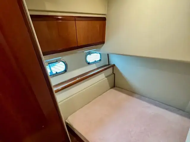 Ferretti Yachts 135