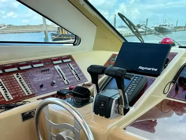 Ferretti Yachts 135