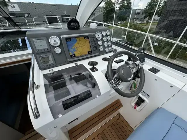 Sealine SC35