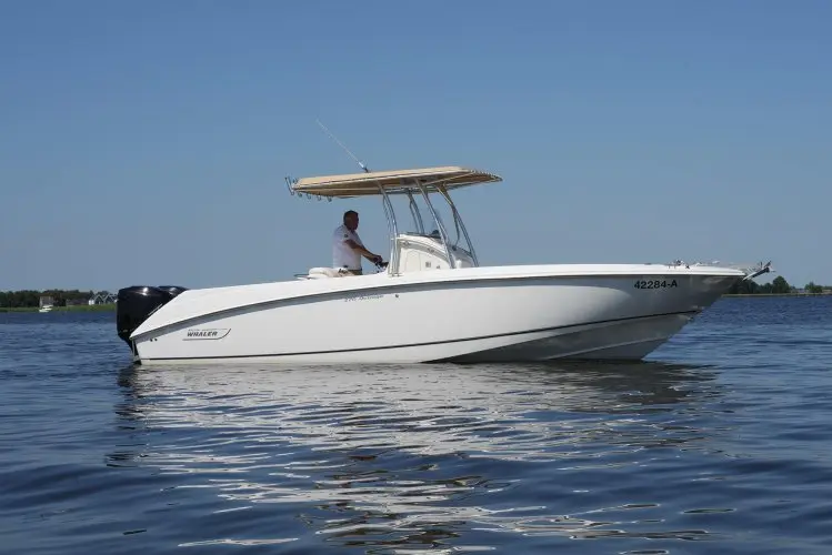 2006 Boston Whaler 270 outrage