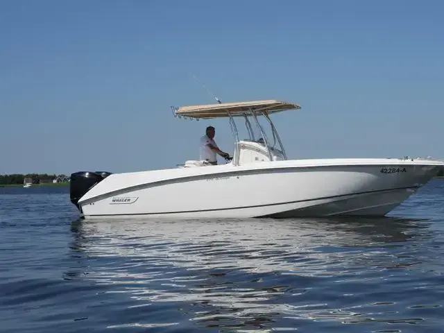 Boston Whaler 270 Outrage