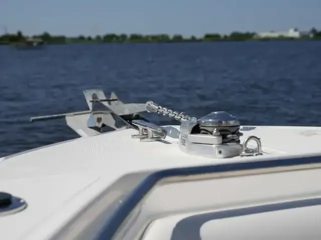 Boston Whaler 270 Outrage