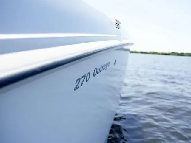 Boston Whaler 270 Outrage