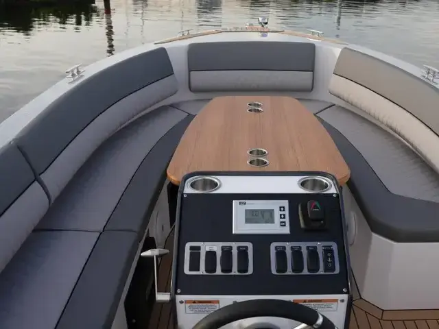 Alfastreet Marine 21 Open