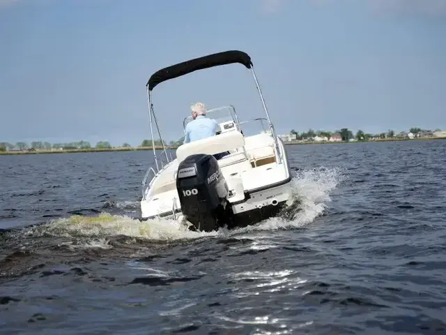 Boston Whaler 170 Dauntless