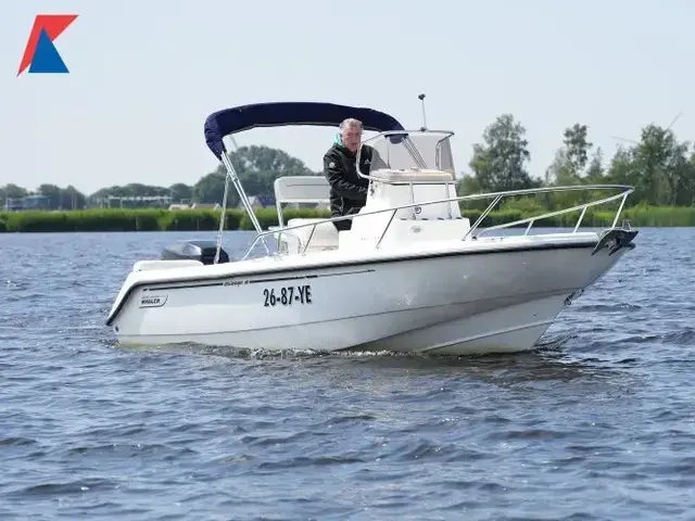 Boston Whaler 180 Outrage