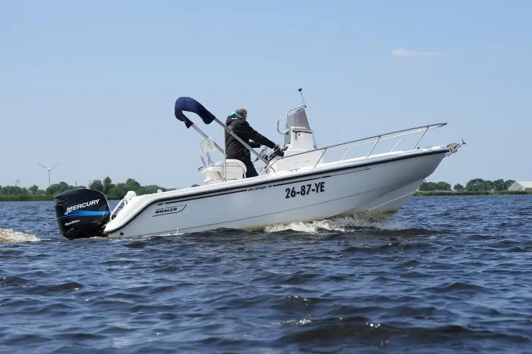 2000 Boston Whaler 180 outrage