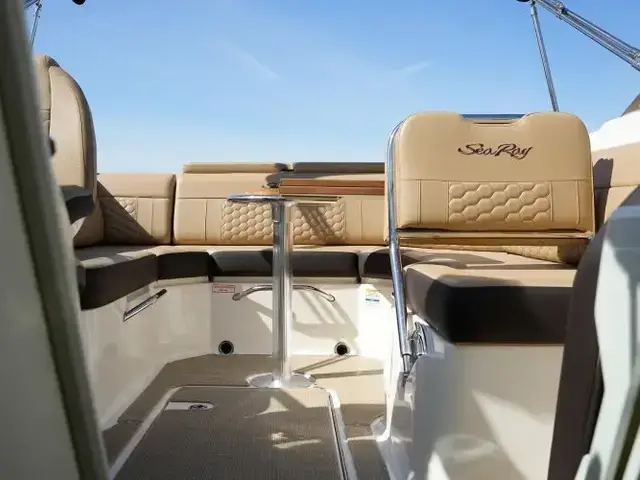 Sea Ray 250 Sunsport