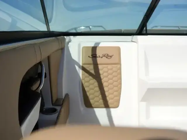 Sea Ray 250 Sunsport