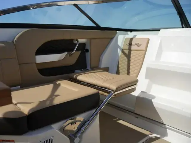 Sea Ray 250 Sunsport