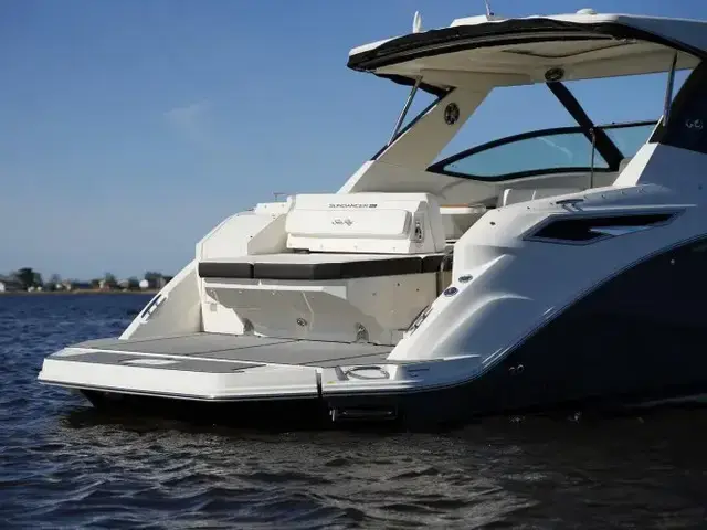 Sea Ray Sundancer 320