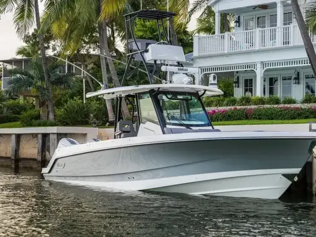 Boston Whaler 360 Outrage