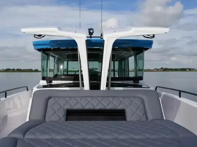 Axopar 37 XC CROSS CABIN