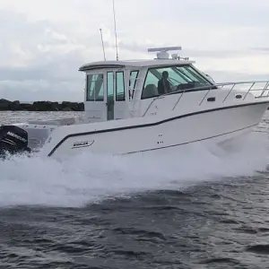  Boston Whaler 345 Conquest Pilothouse