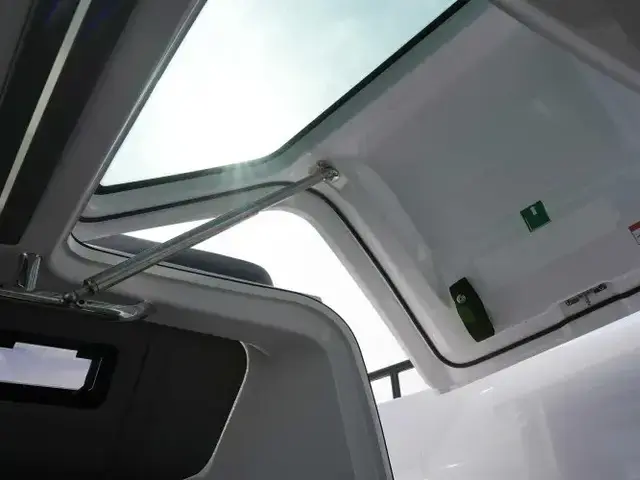 Axopar 37 XC CROSS CABIN