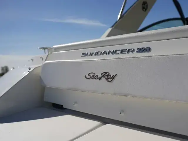 Sea Ray Sundancer 320