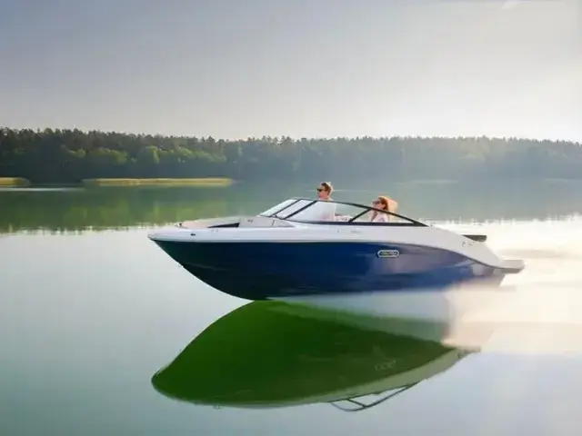 Sea Ray SPX 190 Nieuw Model (Harlow Coconut Bekleding)