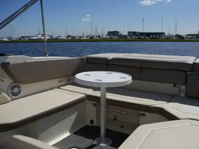 Sea Ray Sun Sport 230