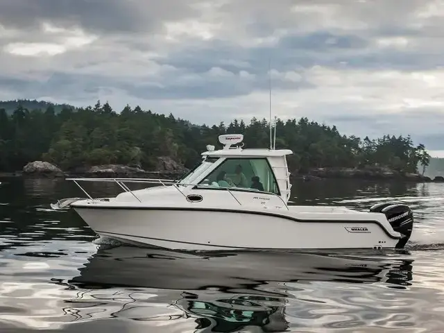 Boston Whaler 285 Conquest Pilothouse