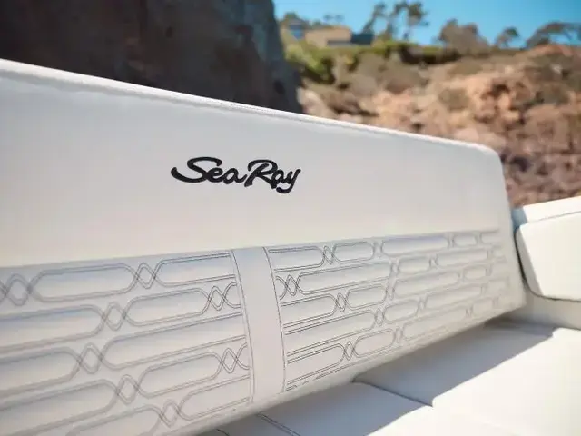 Sea Ray SPX 210 New Model 2024