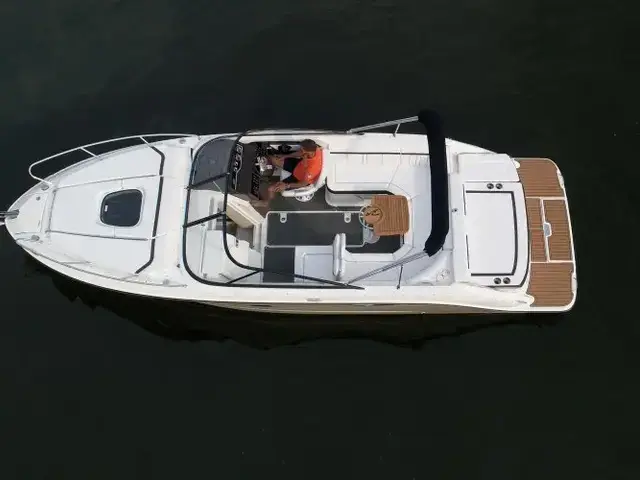 Sea Ray 250 Sunsport