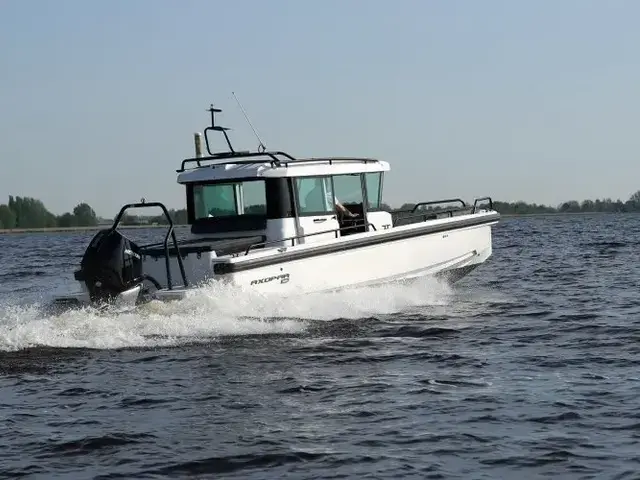 Axopar 28 CABIN