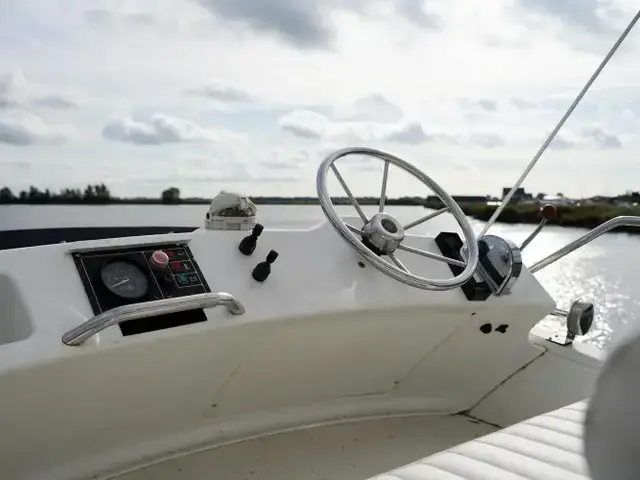 Beneteau Antares 9