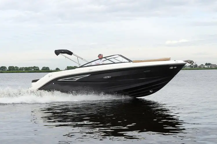 2018 Sea Ray 250 sunsport