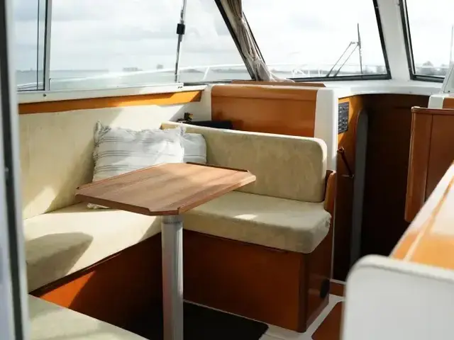 Beneteau Antares 9