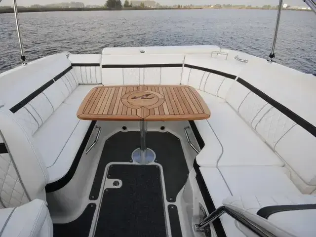 Sea Ray 250 Sunsport