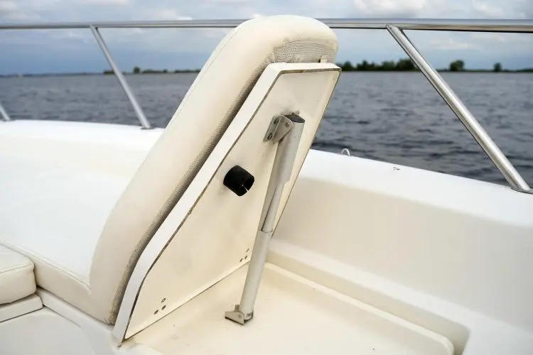 2008 Boston Whaler 230 dauntless