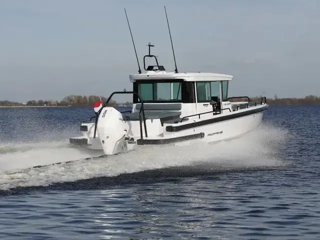 Axopar 28 Cabin