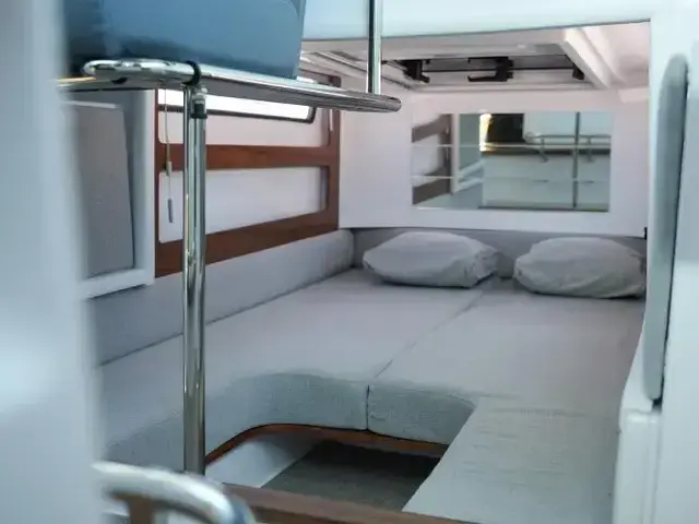 Axopar 28 Cabin