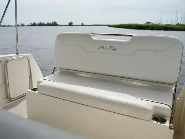 Sea Ray 255 Sundancer