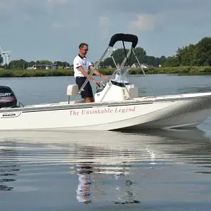  Boston Whaler 170 Montauk