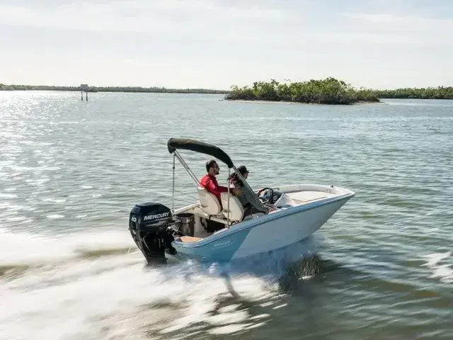 Boston Whaler 130 Super Sport