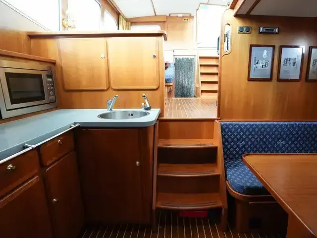 Linssen Dutch Sturdy 380 AC