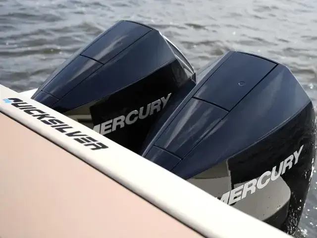 Quicksilver Activ 905 Weekend Outboard