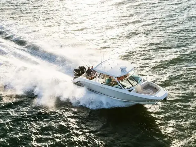 Boston Whaler 320 Vantage