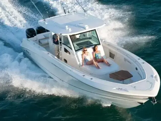 Boston Whaler 380 Outrage