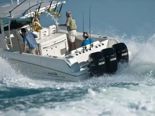 Boston Whaler 380 Outrage