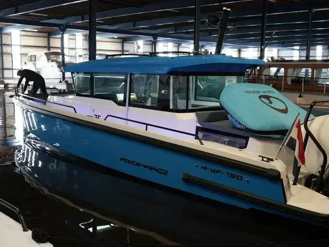 Axopar 37 XC CROSS CABIN