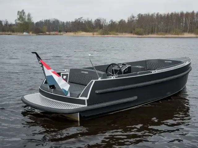 Van Vossen 595 Tender