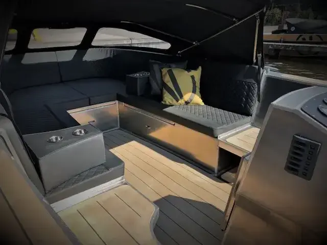 Van Vossen 777 Tender Sport