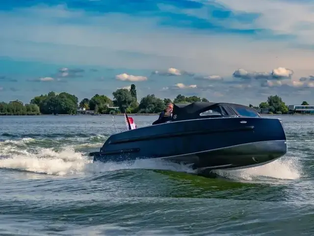 Van Vossen 777 Tender Sport