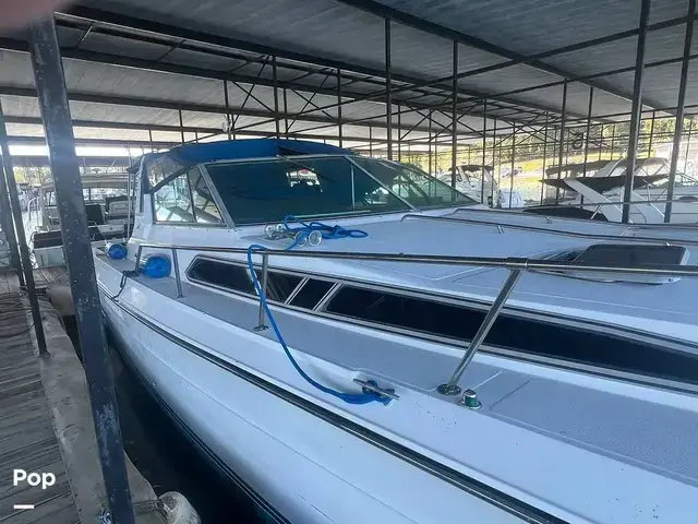 Sea Ray 390 Express Cruiser