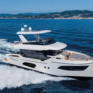 2025 Absolute Navetta 53