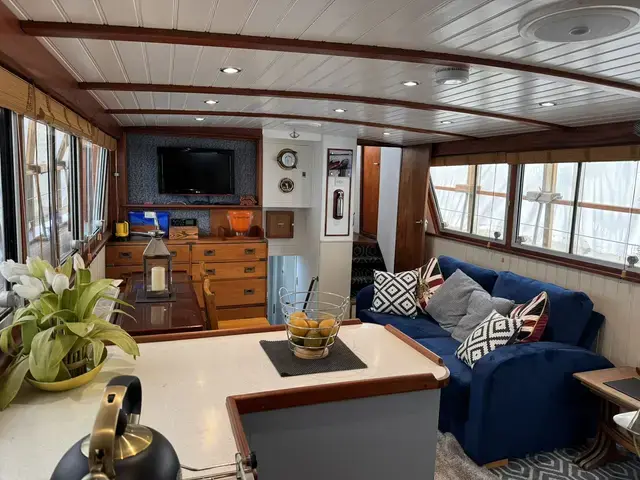 Classic 63' Fleur de Lys Motor Yacht