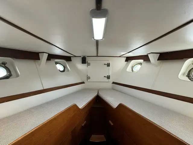 Classic 63' Fleur de Lys Motor Yacht